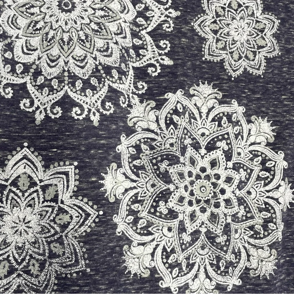 Style & Co. Plus Size Macy’s purple Mandala short sleeve T-Shirt Size 2X - Picture 7 of 9